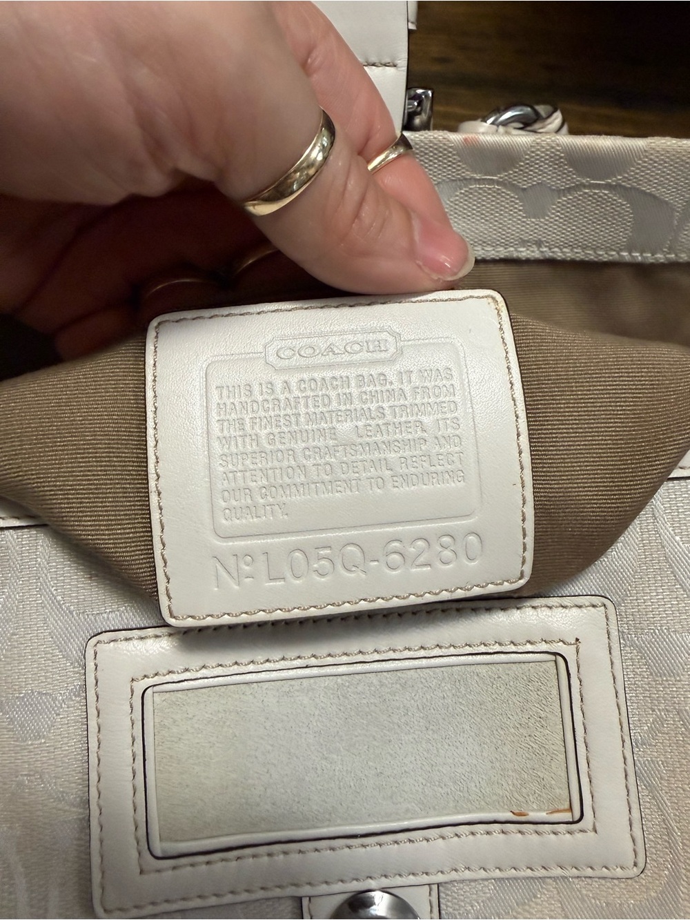 VINTAGE COACH SOHO - Picture 3 of 3